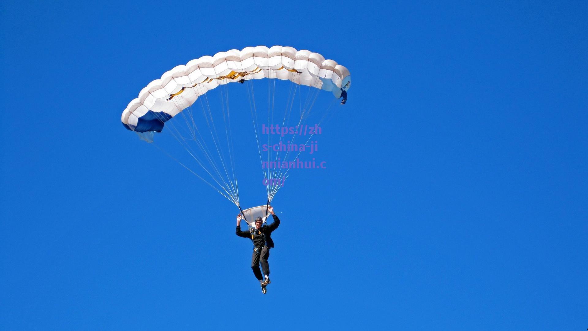 最后一投传谁？历史任挑一人！库里，现在的话 巴特勒！