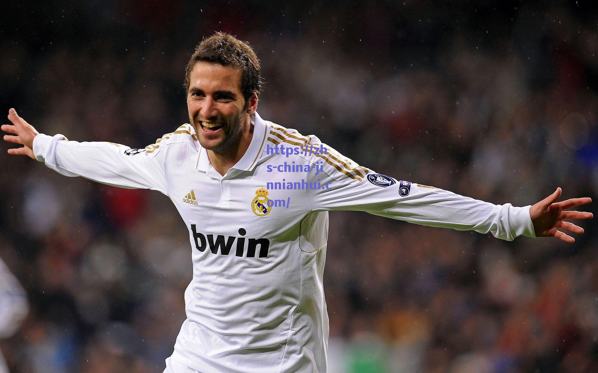 依木兰伤情反复赛季前景堪忧 中乙征程仅三次亮相引关注